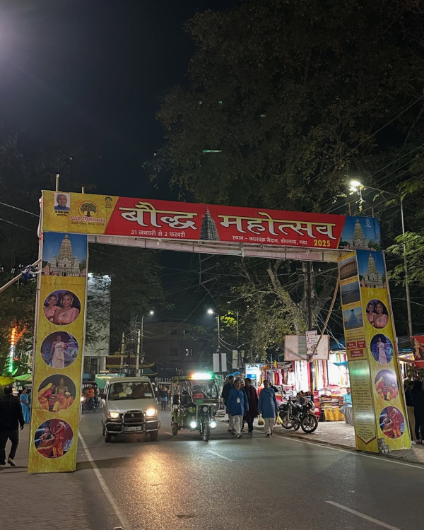 43歲《四葉草》男星印度靜修突剃頭「出家」？ 解釋落髮原因 直言：非常有福氣 