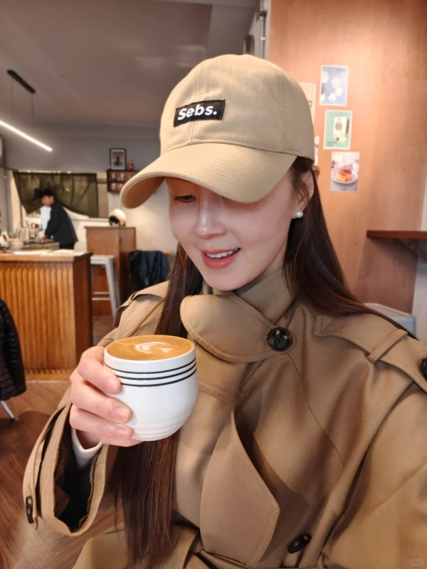 傅穎半裸照被控袒胸露臀遭限制 北上發展複式豪宅極富貴 