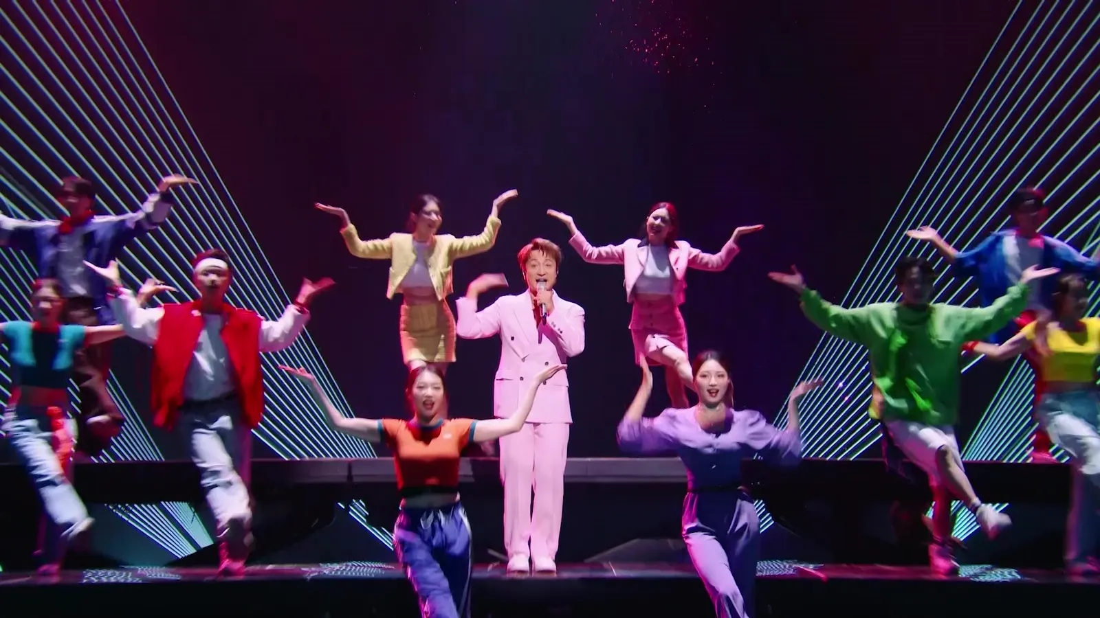 方力申情人節與圈外女友Maple拉埋天窗！ 曬兩人美國沙灘浪漫合照 