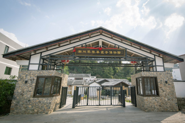 潮汕3日2夜行程｜潮汕自由行景點/餐廳/酒店推薦！牌坊街、千年古橋、牛肉火鍋、生醃海鮮 