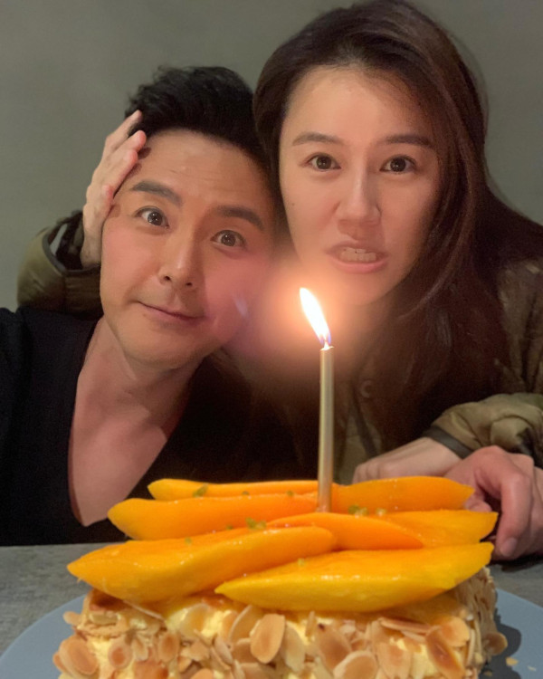 黃翠如為閨蜜唐詩詠慶祝44歲生日 坐月後激罕露面曝光產後超真實狀態