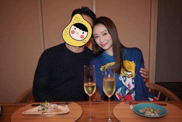 《愛回家》小花無預警晒婚紗照閃婚封盤？IG宣布苦等8年終有名份：「我很戀愛腦」 