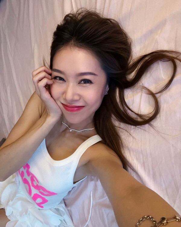 黃心穎二家姐黃心妙IG狂曬火辣相 弗爆身材超吸睛 瘋狂突破性感尺度！ 