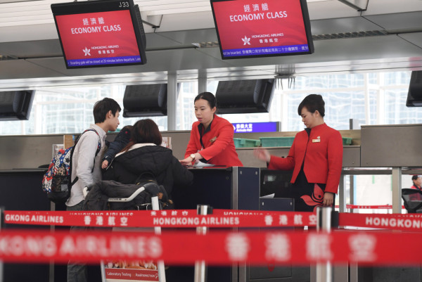 旅客必須在起飛前至少2小時到達機場登機櫃檯，並攜帶你的寵物，出示同意書和所需文件辦理登機手續。（資料圖片）