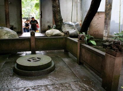 成都景點|10大成都自由行景點合集!大熊貓園/博物館/雙子塔/古城/夜市