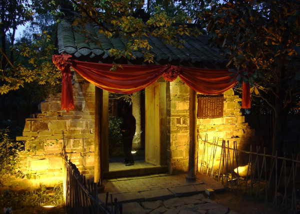 成都景點|10大成都自由行景點合集!大熊貓園/博物館/雙子塔/古城/夜市