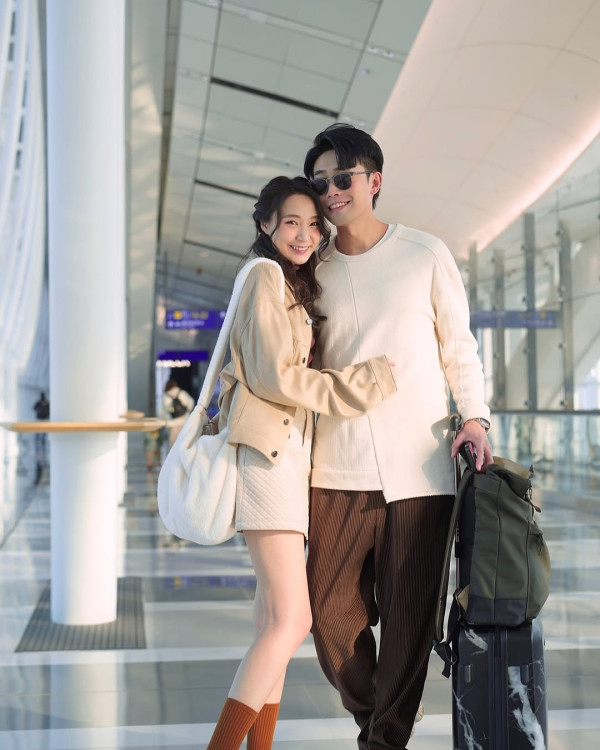 TVB主持自駕遊日遇大雪 車子驚變「雪糕車」獲熱心人借一物助融雪 網友反提醒要小心？ 