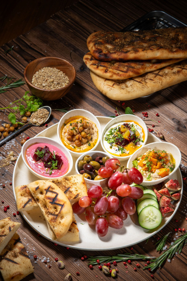 Pier 7 Café & Bar臨海天台酒吧低至$200自助餐優惠 必食一系列招牌地中海小食/牛肉他他/烤豬腩串 