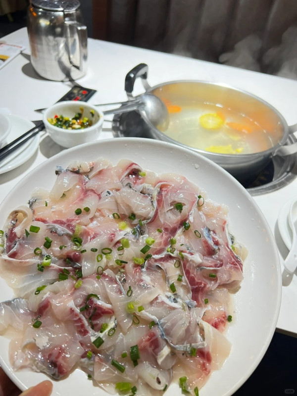 紅日飯店（圖片來源：小紅書@可妮豆包兒）