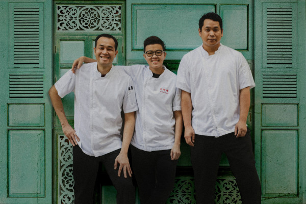 快閃泰式鄰家餐廳限定登陸中環！$288五道菜套餐/煙燻鴨肉碎生菜包/Juicy炸雞翼