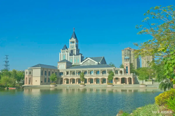 惠州旅遊景點｜西湖、雙月灣景點攻略 國內首個懸崖酒吧 附惠州溫泉酒店推介 