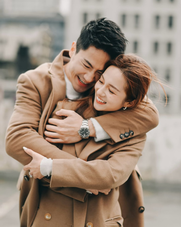 學霸港姐被未婚夫投訴「家暴」!男方住半山來頭不小!清邁婚照IG洗版