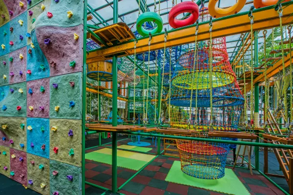 惠州旅遊景點｜西湖、雙月灣景點攻略 國內首個懸崖酒吧 附惠州溫泉酒店推介 