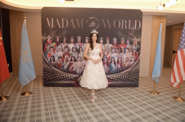 張栢芝家姐移加後近照激罕曝光！氣質美貌打扮富貴！家族基因強大！ 