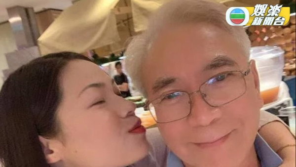 李龍基未婚妻王青霞刑滿出獄即被遞解出境 60支玫瑰深圳灣溫馨迎接重逢一刻
