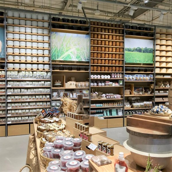 全球最大無印良品MUJI日本奈良縣橿原市開幕！設二手專區/特色商品/喫茶書店 