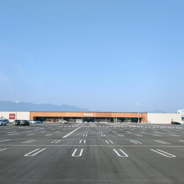 全球最大無印良品MUJI日本奈良縣橿原市開幕！設二手專區/特色商品/喫茶書店 