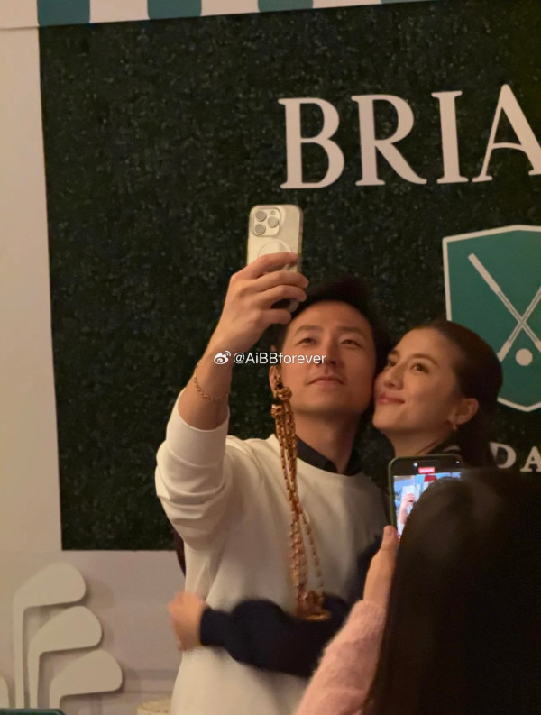 百億新抱吳千語印尼旅行泳裝上陣！曬超強馬甲線打破懷孕傳聞 