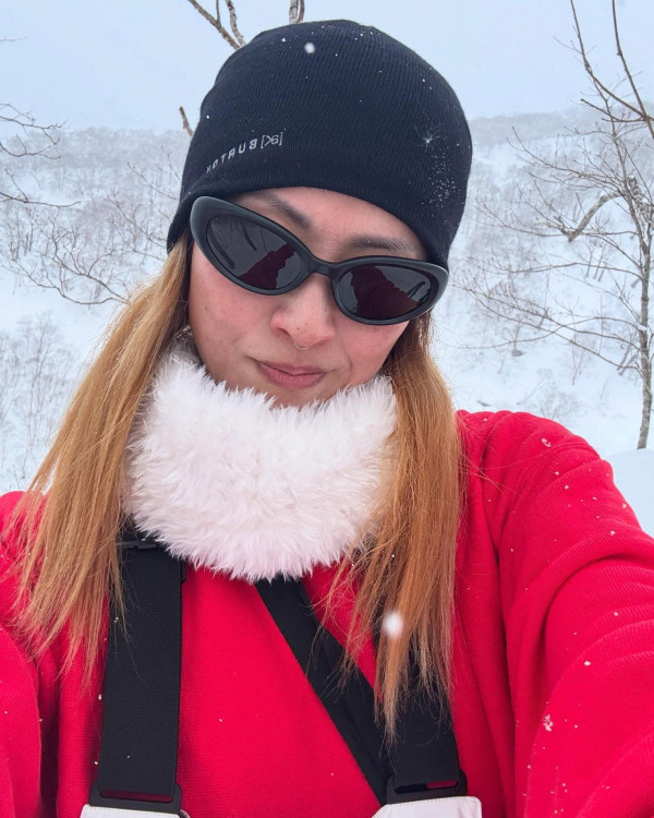 陳奕迅20歲女與混血男友同遊日本 男方背景曝光 原來係滑雪高手 