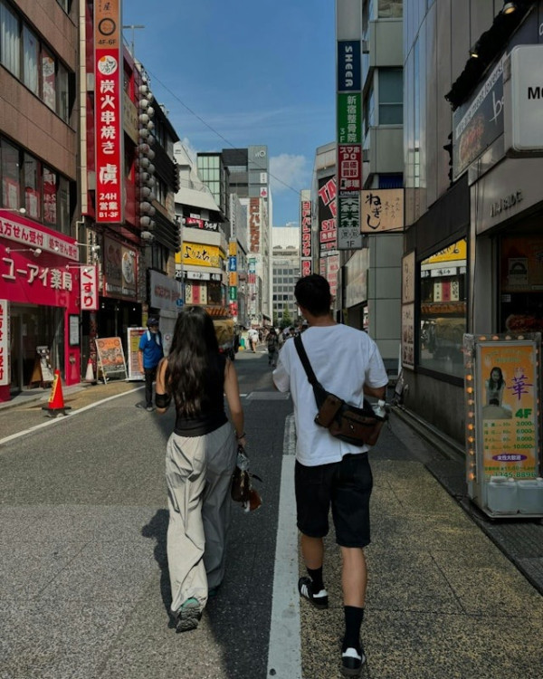 陳奕迅20歲女與混血男友同遊日本 男方背景曝光 原來係滑雪高手 