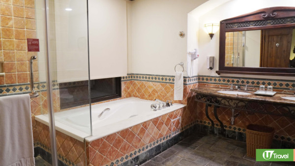 【花蓮2025行程】香港直航飛花蓮3日2夜8大景點！台版霍格華茲城堡酒店/世界上唯二橫跨板塊大橋 