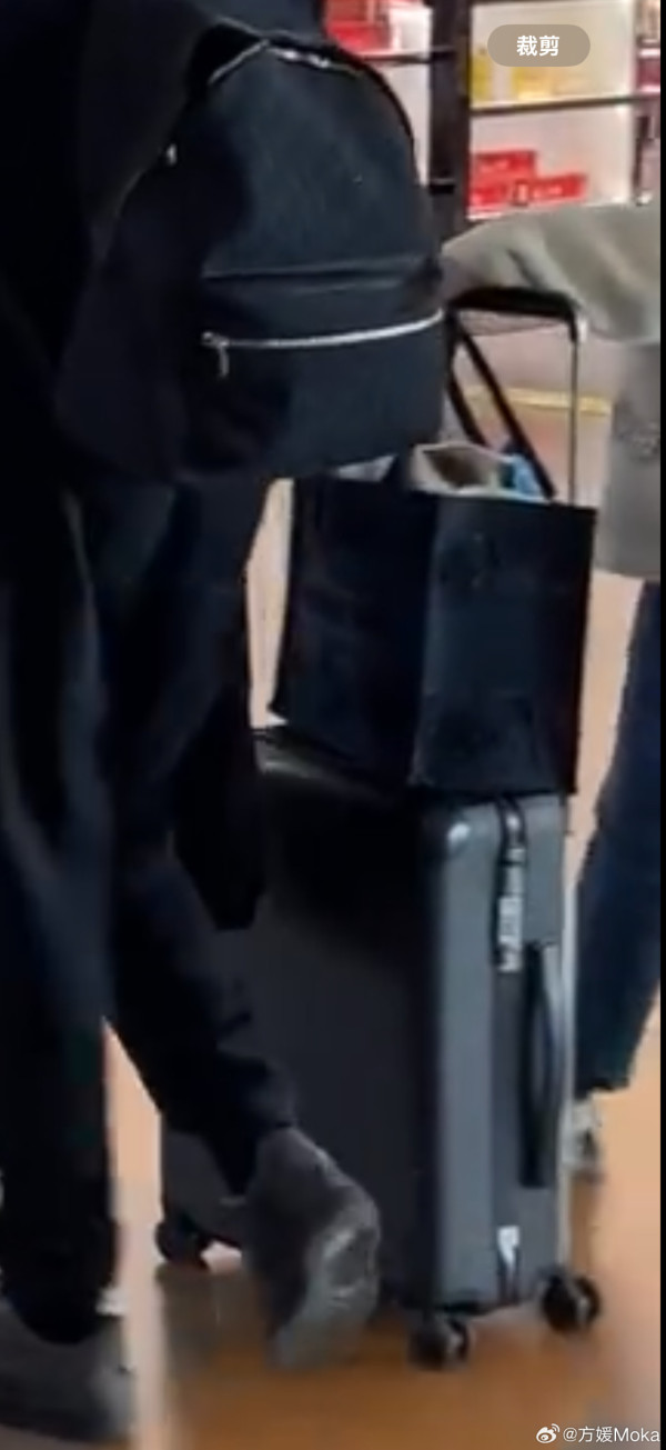 郭富城妻子方媛到埗米蘭名牌手袋即被搶 內含重要資料：還有機會找到嗎？ 