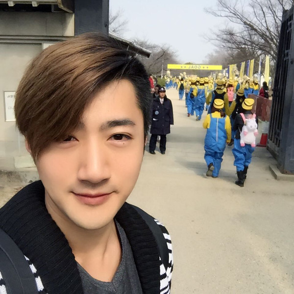 王祖藍探舊拍檔《同事三分親》驚喜重逢 17年後星途際遇落差惹網民唏噓