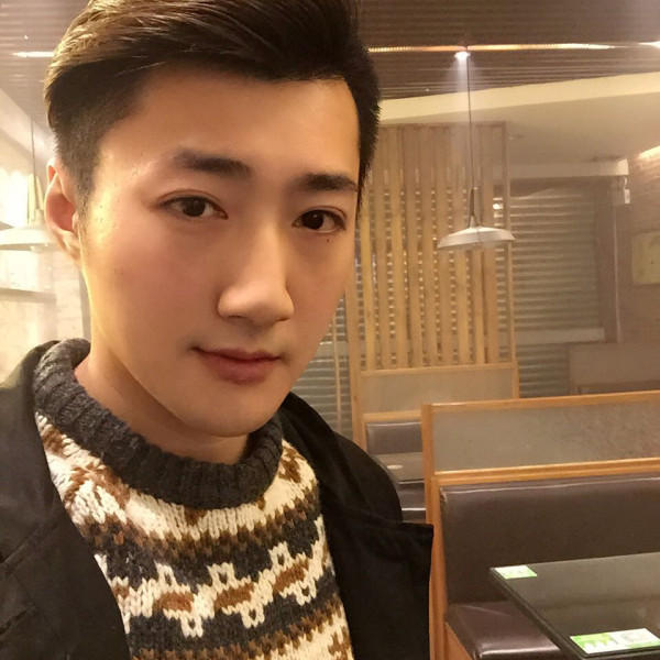 42岁前TVB男艺人转行12年突然宣布回归拍戏！亲揭当年离巢真相：等足九年