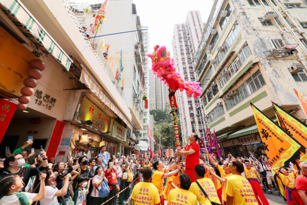 鴨脷洲洪聖傳統文化節2025｜洪聖寶誕水燈晚會/神功戲/醒獅體驗班/市集 附封路安排