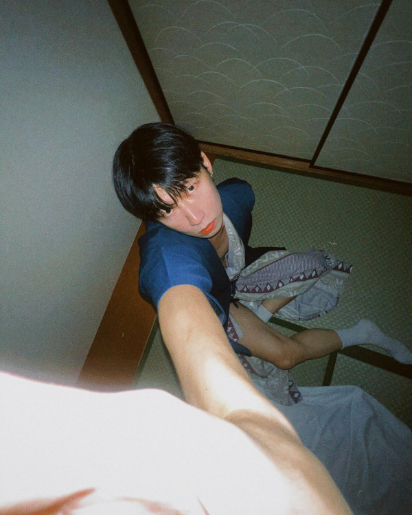 加州迪士尼設施大排長龍 父母為享二人世界將BB車連孩子棄路邊