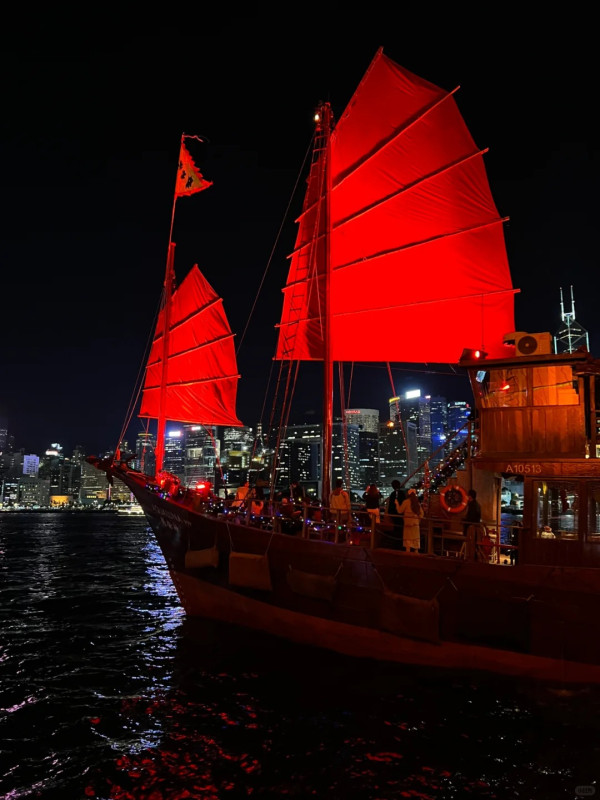 小紅書熱推「維港遊」張保仔號 6大航線睇日落/海景下午茶/燈光匯演