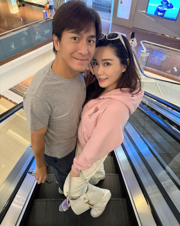 湯洛雯靚仔表弟遊西藏狂曬靚相 模特兒出身!近年考獲飛機師牌照