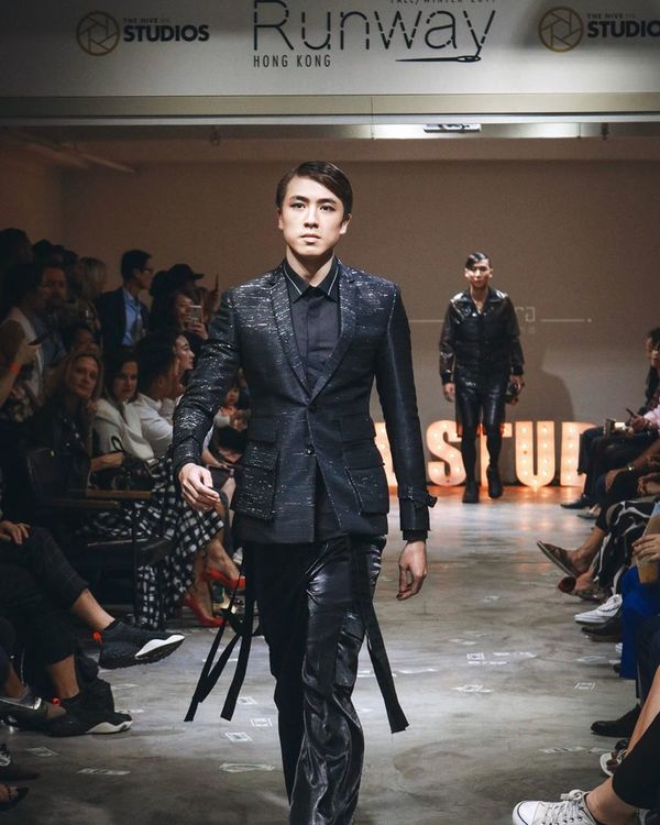 湯洛雯靚仔表弟遊西藏狂曬靚相 模特兒出身!近年考獲飛機師牌照