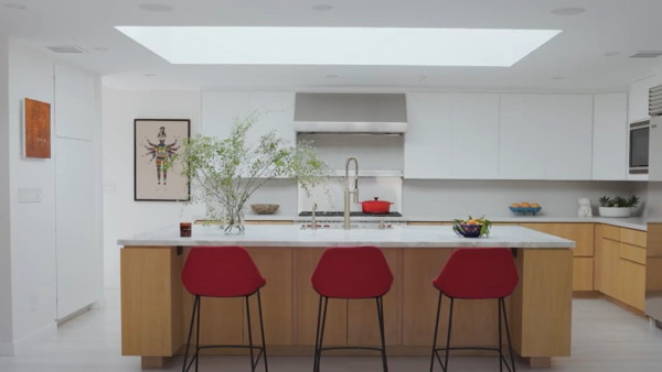 吳彥祖父親節晒多張12歲女兒旅遊近照!完美繼承高顏值!公開美國洛杉磯豪宅!