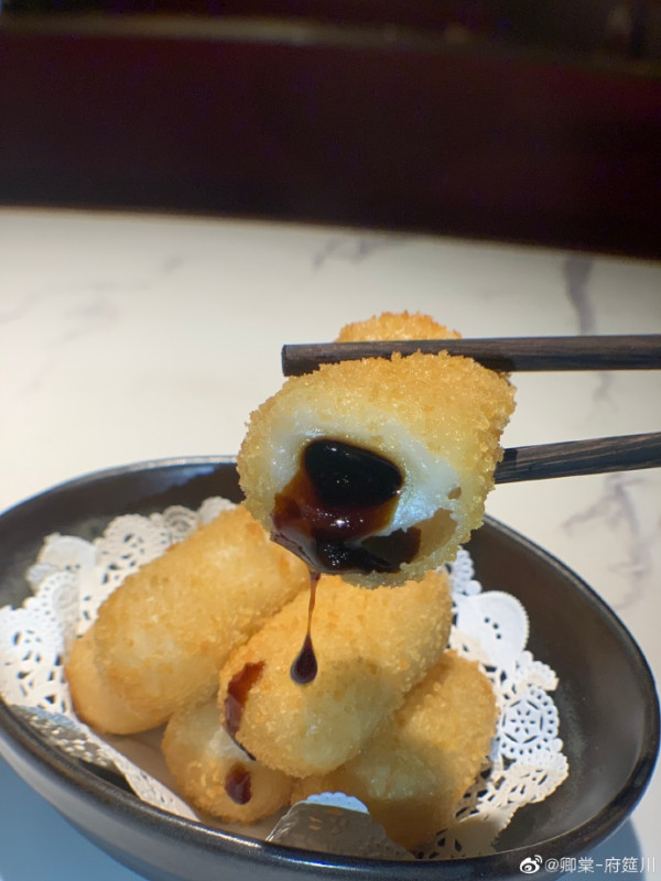 深圳平民價必吃沉浸式川菜餐廳卿棠·府筵川 招牌水煮魚/口水雞/麻婆豆腐/紅糖糍粑 