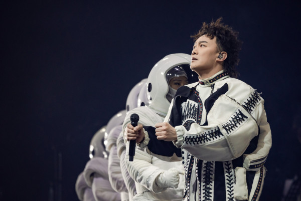 陳奕迅日本演唱會｜Eason首次日本開騷 《FEAR and DREAMS》5月登陸東京 購票攻略/票價 