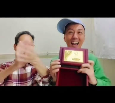 無綫綠葉邵卓堯長居內地農村 貼地燒柴煮雞 遇第二春獲祝福 