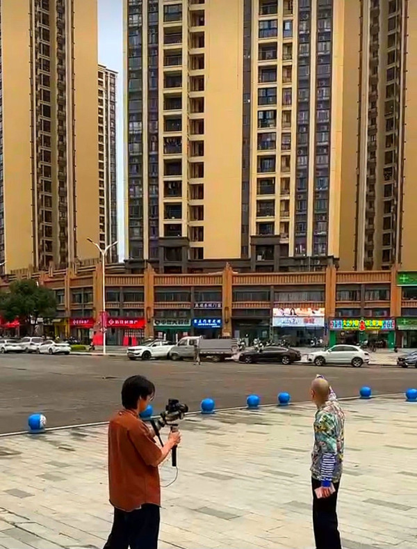 無綫綠葉邵卓堯長居內地農村 貼地燒柴煮雞 遇第二春獲祝福 