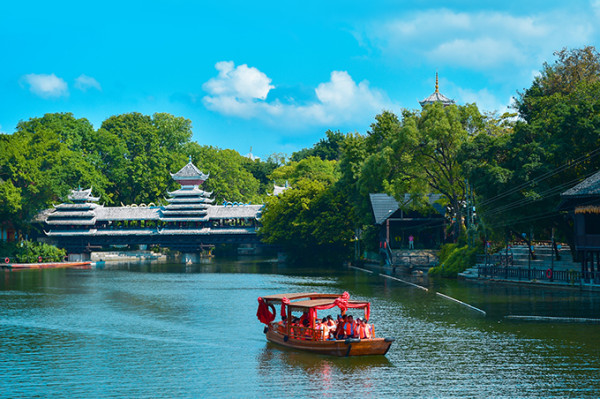 錦繡中華民俗村（圖片來源︰中國旅遊集網）