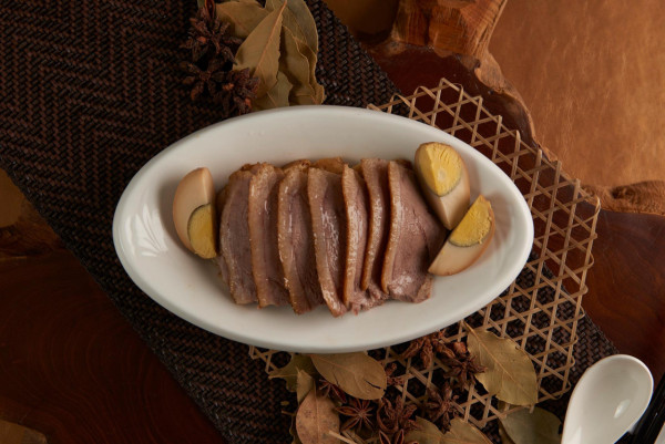 米芝蓮必比登推介2025香港完整名單！9間新上榜餐廳推介附食評 泰排檔/香蕉仔/暖心芝作/阿鴻小吃/Juno