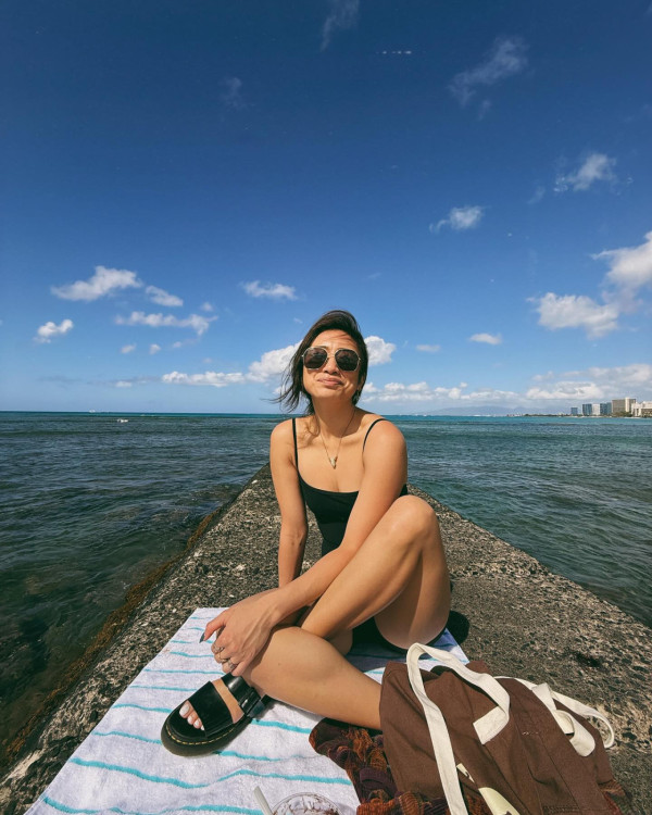 苗僑偉大女夏威夷大解放!火辣比堅尼曬零贅肉身材