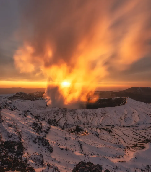 熊本年度必看燒荒儀式 將阿蘇米塚山變成心太軟