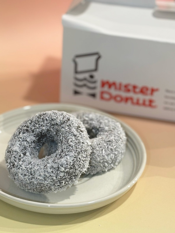 Mister Donut香港店新品率先睇！限定$20雪花椰絲朱古力冬甩