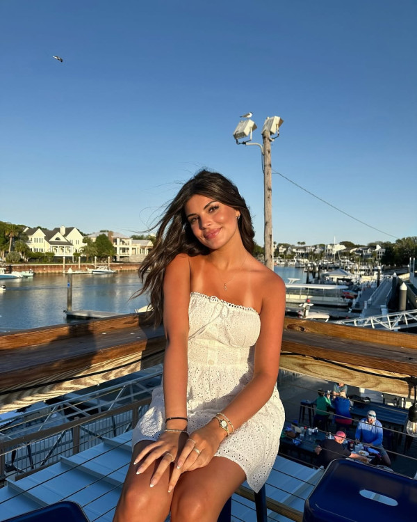 機師表白美女KOL！餐紙留一句英文勁浪漫！寫漏1點結局大反轉！ 