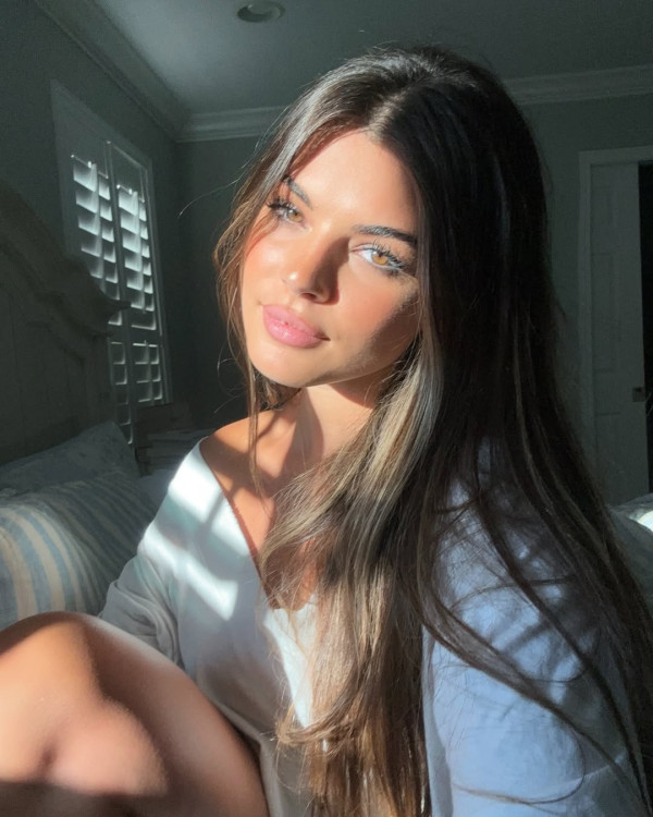 機師表白美女KOL！餐紙留一句英文勁浪漫！寫漏1點結局大反轉！ 