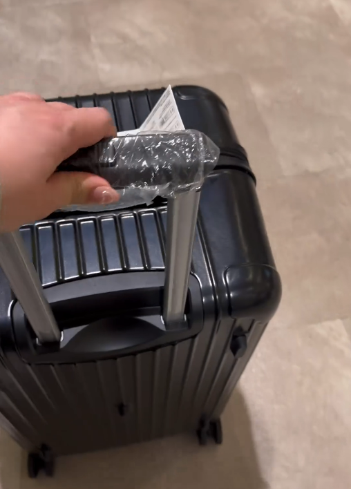 資深空姐分享3大揀行李箱貼士！硬喼不一定最耐用？幾多個輪最好用？ 