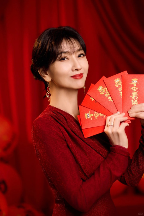 網民機場偶遇TVB最美凍齡花旦! 1理由竟行禮遇通道!生圖狀態惹熱議