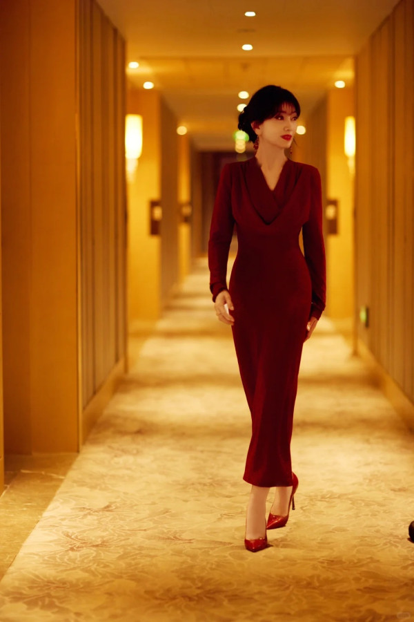 網民機場偶遇TVB最美凍齡花旦! 1理由竟行禮遇通道!生圖狀態惹熱議