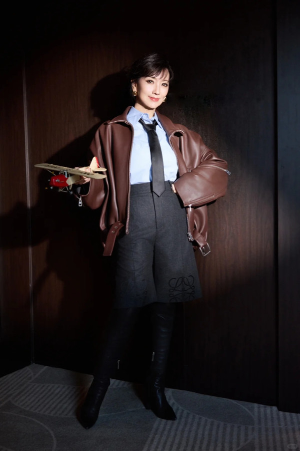 網民機場偶遇TVB最美凍齡花旦! 1理由竟行禮遇通道!生圖狀態惹熱議