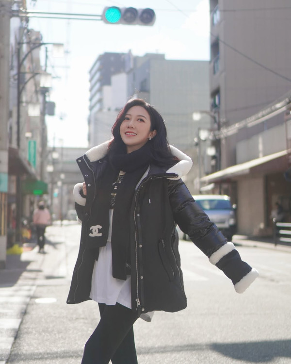 婚後狂晒名牌（圖片來源：IG@reginahyt）